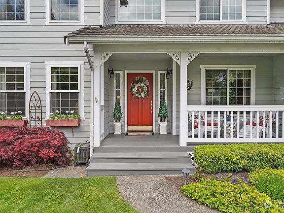 3rd image of 2010 Lenox Court NW
