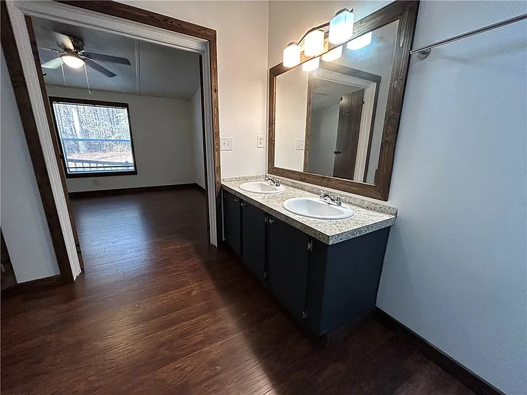 1503 J D Walton Rd — Photo 12