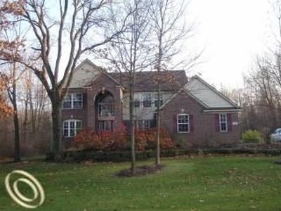 6530 Stillwater Dr, Chelsea, MI, 48118