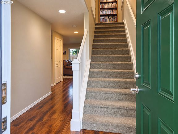 3rd image of 13909 NE 7th Ct