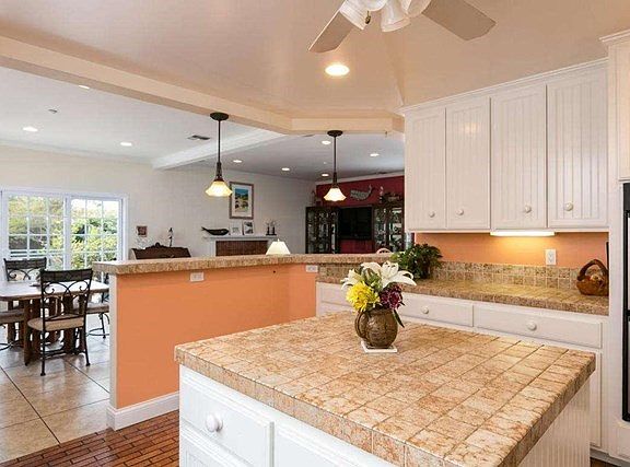 5307 Surfrider Way-MLS_Size-010-14-Kitch