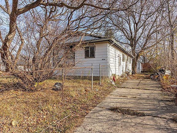 2nd image of 6714 Hillcroft Dr