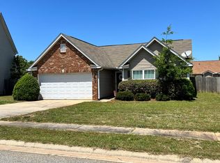 516 Arrie Dr, Byron, GA 31008