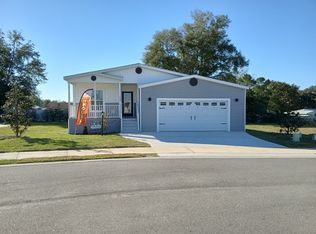 637 Pine Brook Cir, Lady Lake, FL 32159