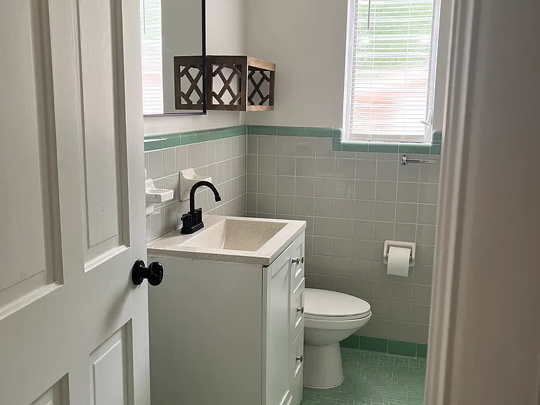 1317 Elizabeth Ave — Photo 21