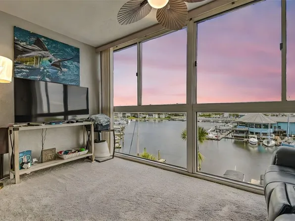 4939 Floramar Ter APT 414, New Port Richey, FL 34652