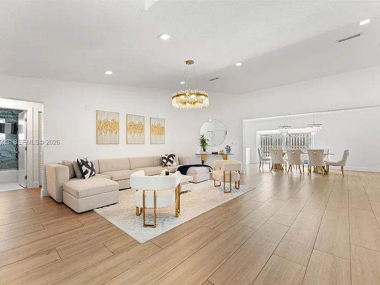 16841 SW 5th Ct — Photo 8
