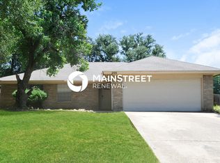 200 Laurel St, Mansfield, TX 76063