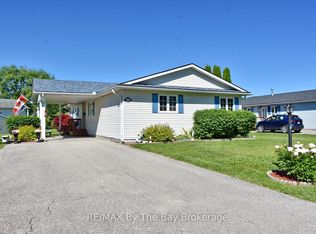 12 Indiana Ave, Wasaga Beach, ON L9Z3A8