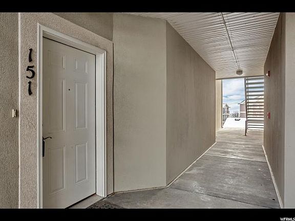 2nd image of 151 W Springview Dr Unit 501