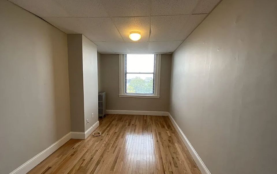 2nd image of 649-651 Washington St #4
