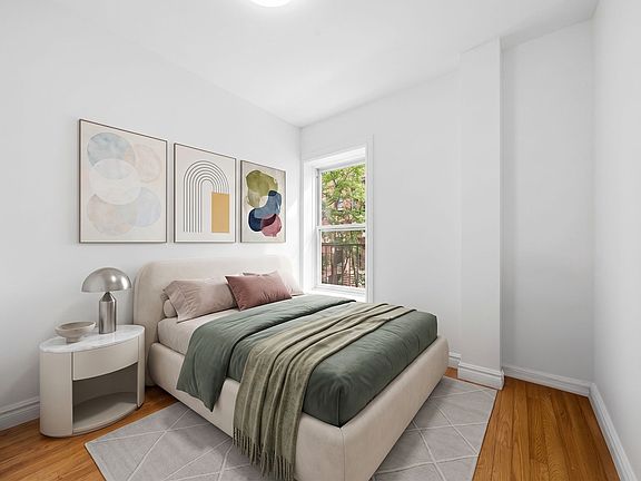 3rd image of 605 W 141st St
