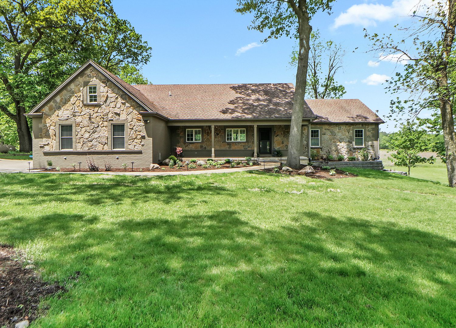 15 River Valley Rnch, White Heath, IL 61884 Zillow