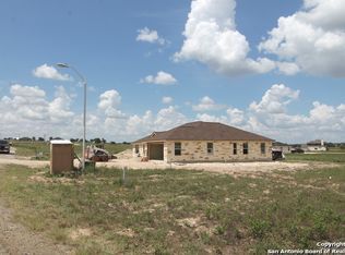 134 Merion Dr, La Vernia, TX 78121