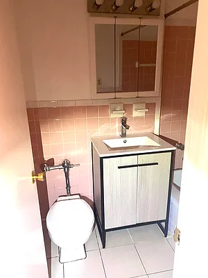 Rented by Chana Ofek, LREB | media 9