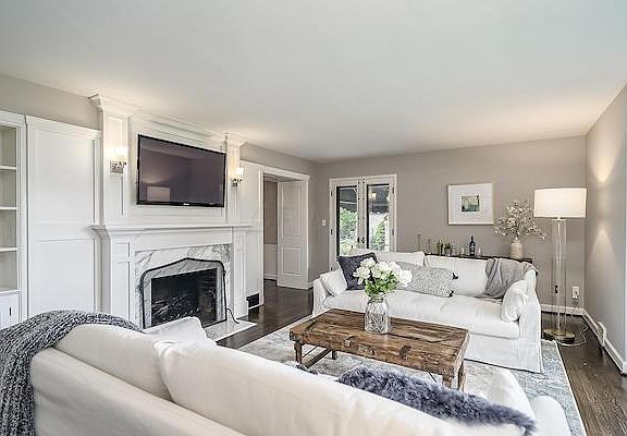 4th image of 2237 Cambridge Blvd