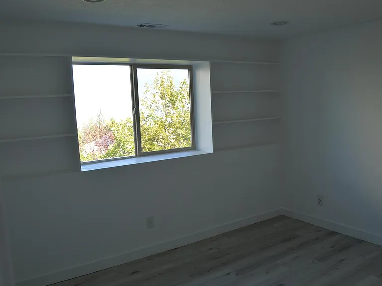 3584 S Hawk Dr — Photo 6