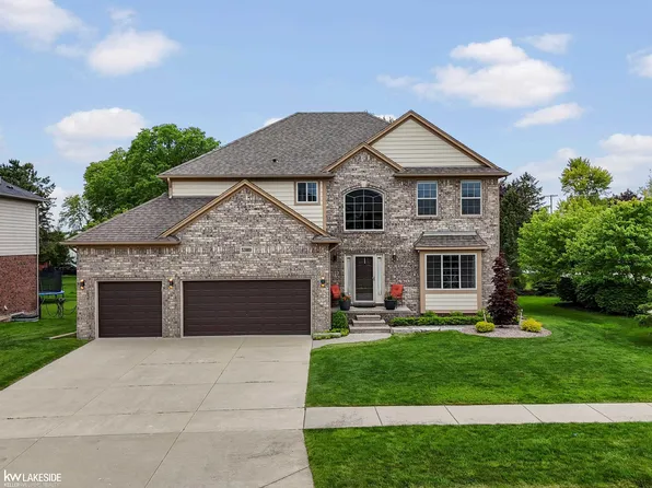 53989 Connor Dr, Chesterfield, MI 48051