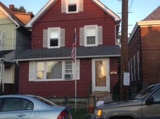39 Maxwell Ave, Oyster Bay, NY 11771