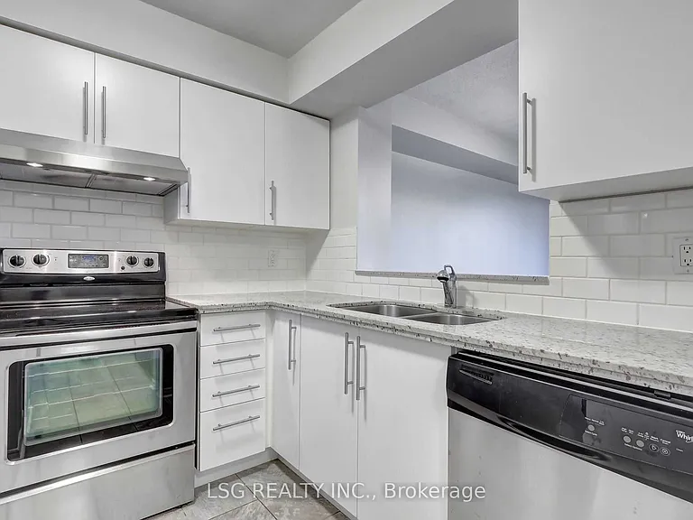 35 Empress Ave #601 — Photo 15