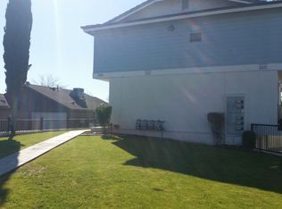 5701 Castlegate Ln #4, Bakersfield, CA
