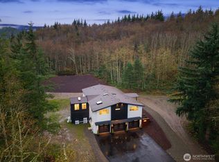 32922 SE Kuzak Rd, Enumclaw, WA 98022