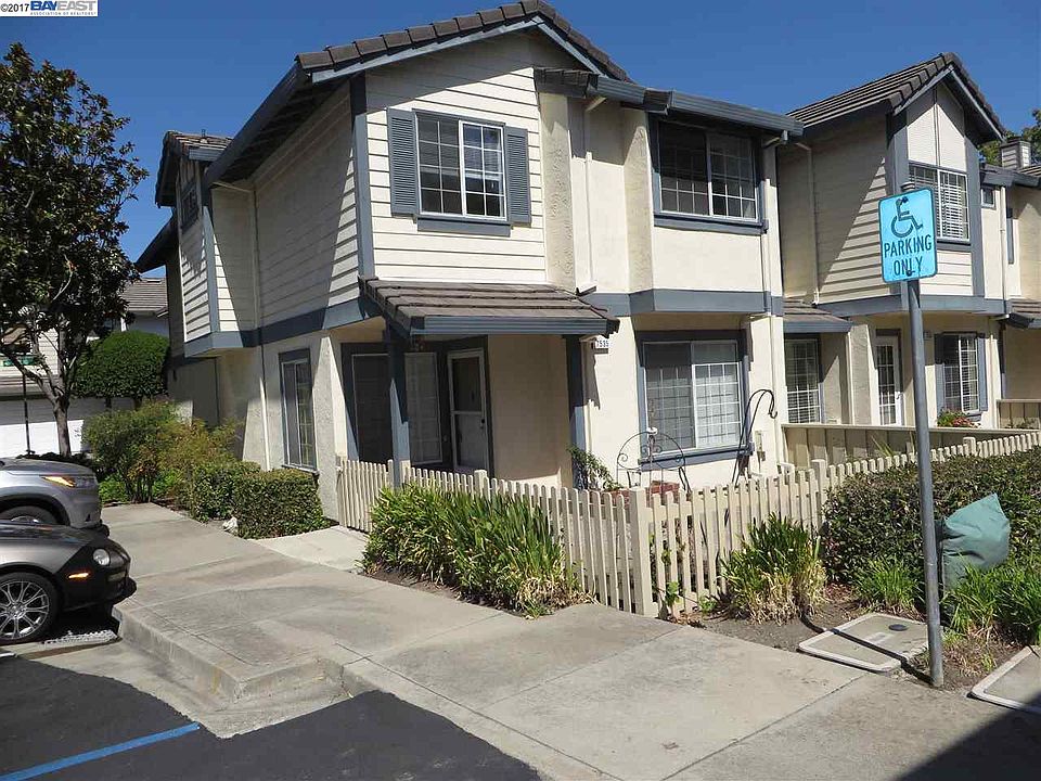 1st image of 7535 Oxford Cir #123