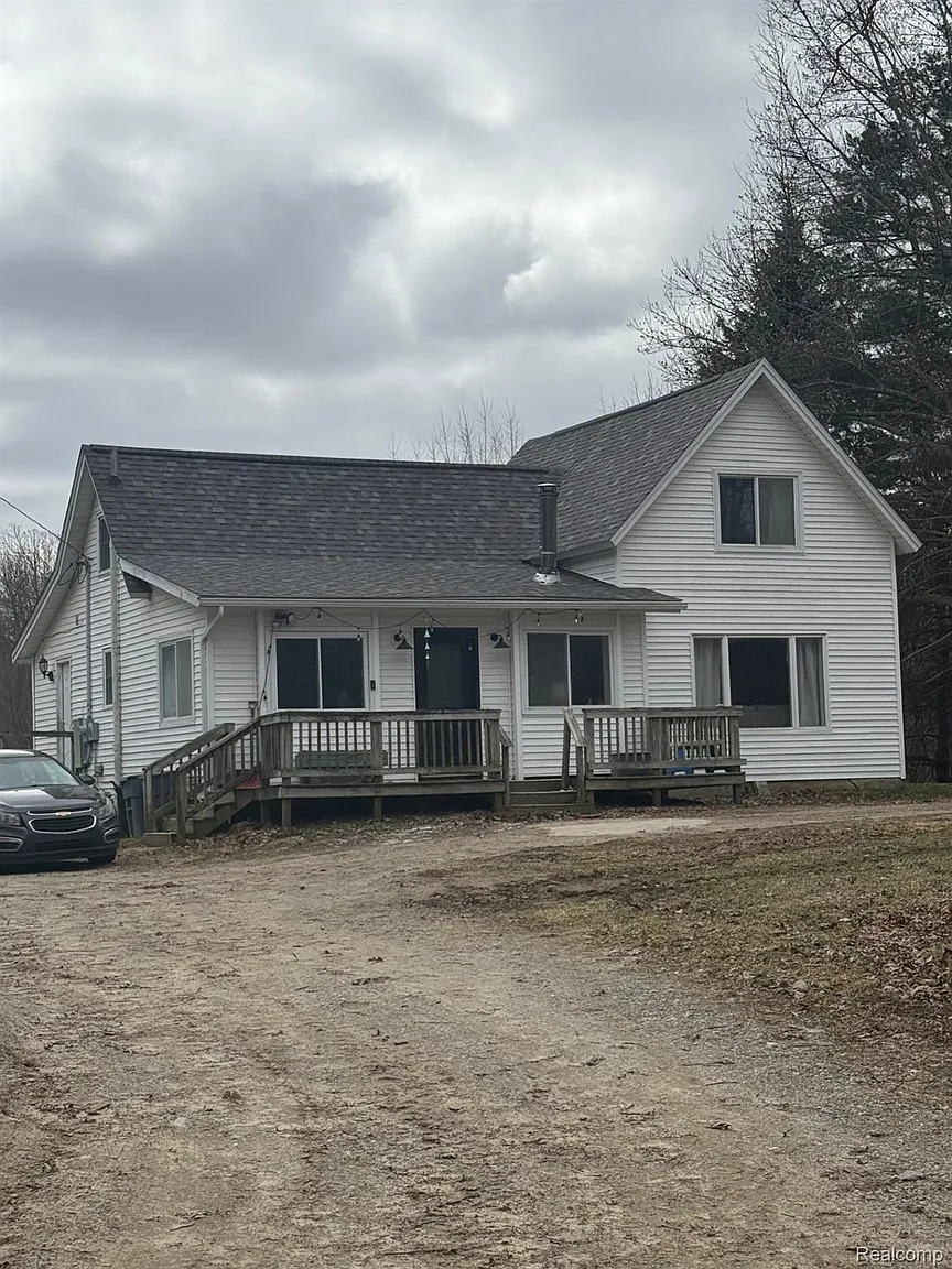 4226 Welch Rd photo 1