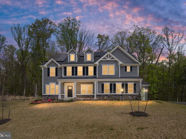 112 Lake Bluff Ct, Fredericksburg, VA 22406