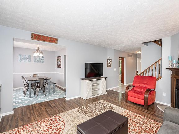 5th image of 54 Applewood Dr #54