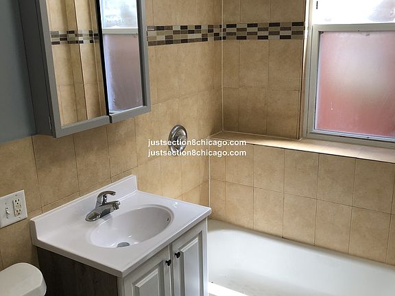 2nd image of 643 N Christiana Ave #2