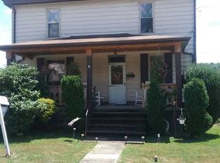 1523 W Crawford Brkvale, Connellsville, PA 15425