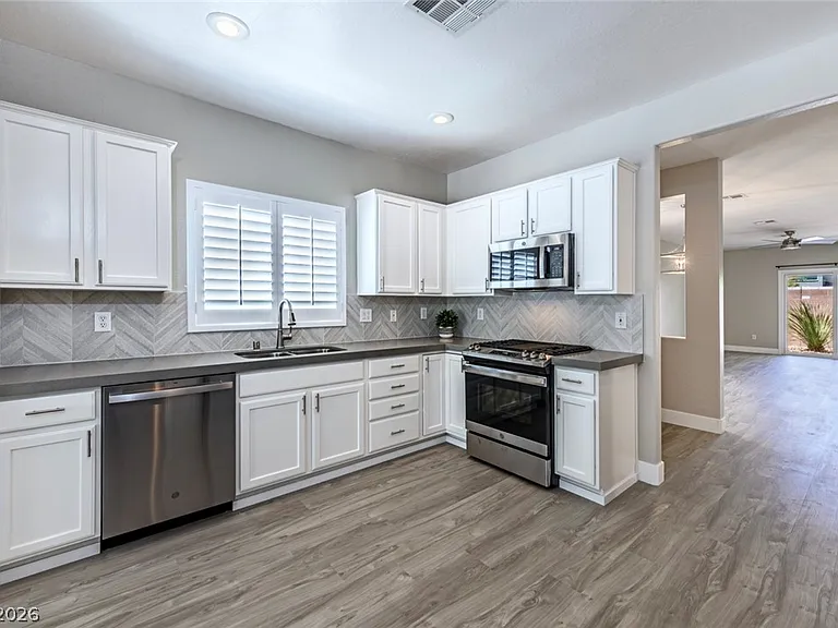 7657 Lily Trotter St — Photo 10