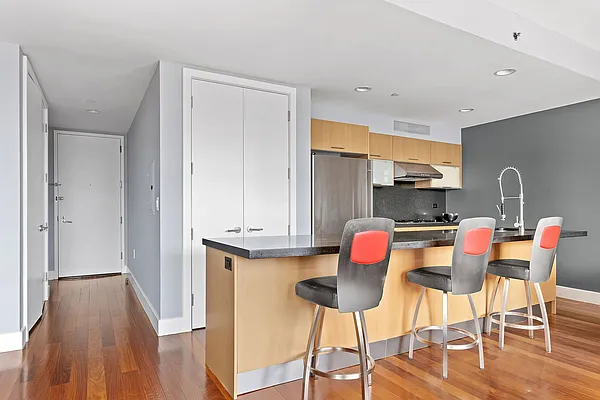 Rented by Compass | media 13