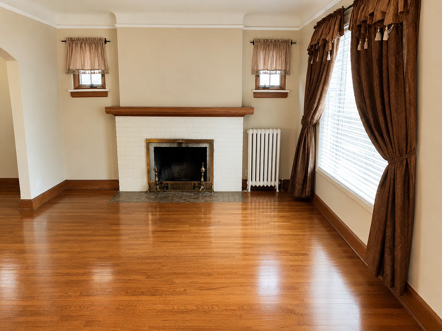 3 bed, 1.5 bath, 1600 sqft, $1,850 — Photo 2