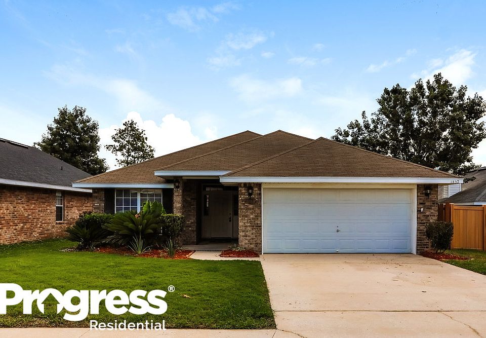 1st image of 1857 Creekview Dr