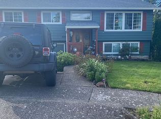 8685 SW Seminole Trl, Tualatin, OR 97062