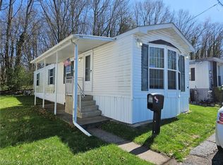 45 Hyland Dr, Akron, OH