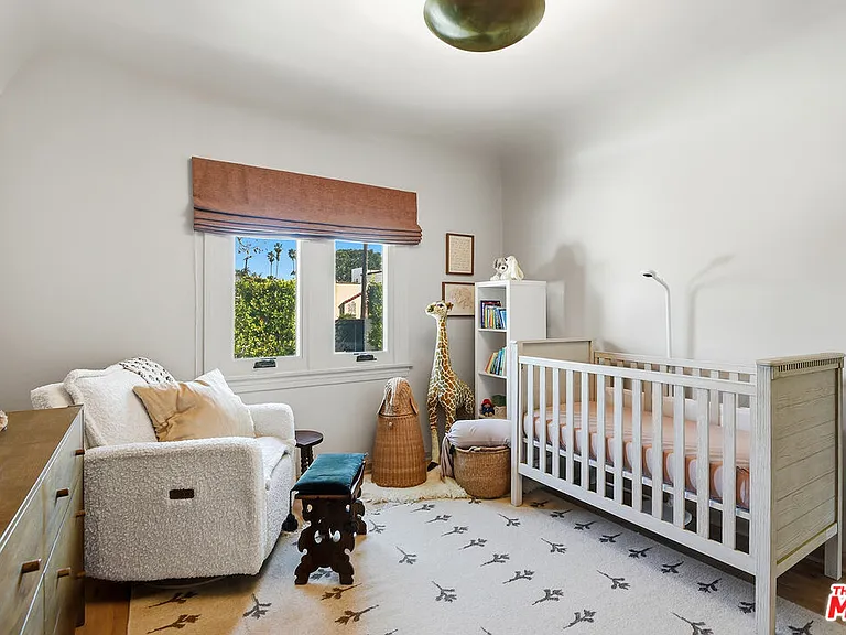 627 N Fuller Ave — Photo 12