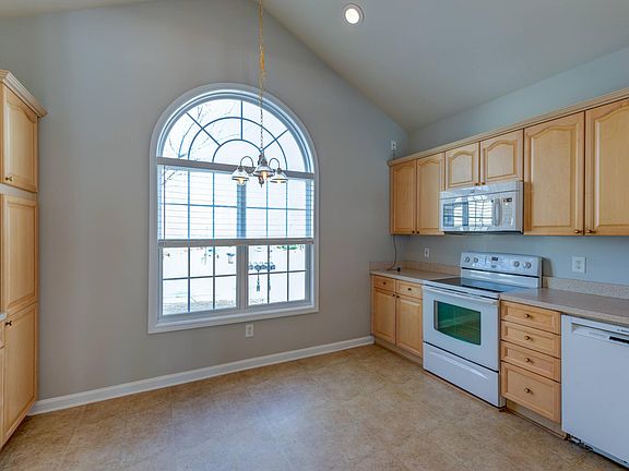 4th image of 2419A Millbank Ct #A