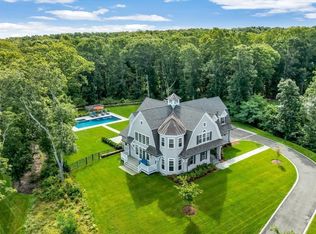 9 Rockhill Rd, Sandwich, MA 02563
