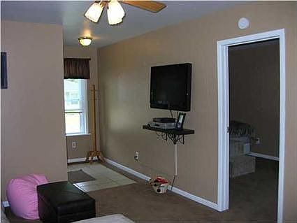 3rd image of 1326 S Fairlawn Ave