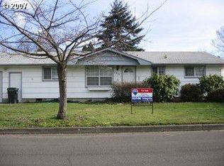 1833 Maywood Ave, Eugene, OR 97404