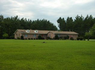 1692 S Morgan Ave, Andrews, SC 29510