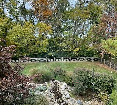 4th image of 5504 Old Pond Dr