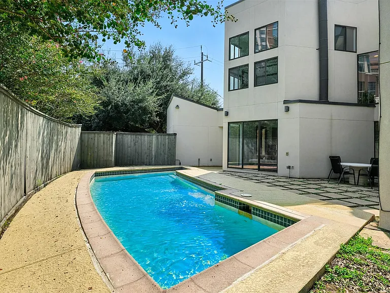 2019 McClendon St — Photo 40