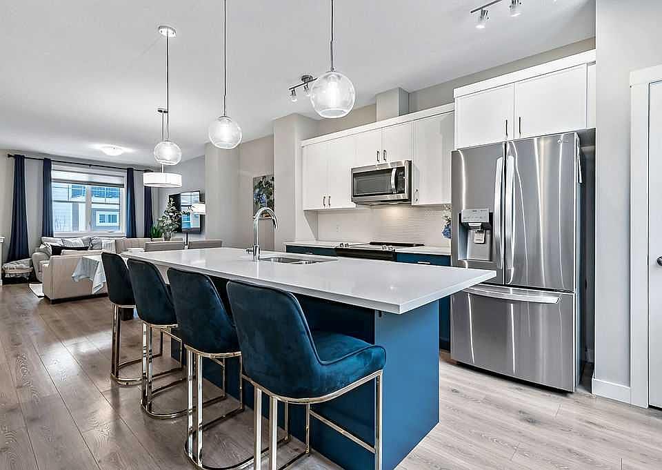 1st image of 305 SW Cranbrook Walk SE