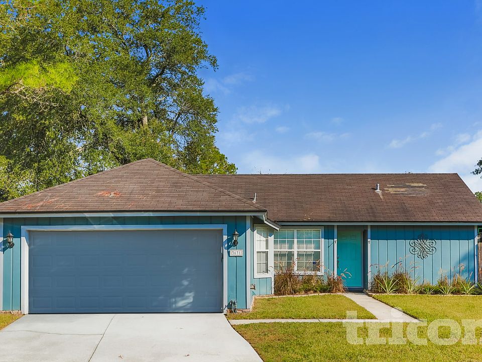 1st image of 3631 Mandarin Woods Dr N