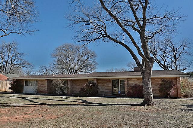 1st image of 1501 Elmwood Dr