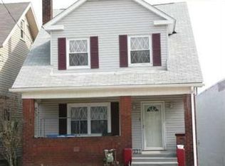 521 Franklin Ave, Vandergrift, PA 15690